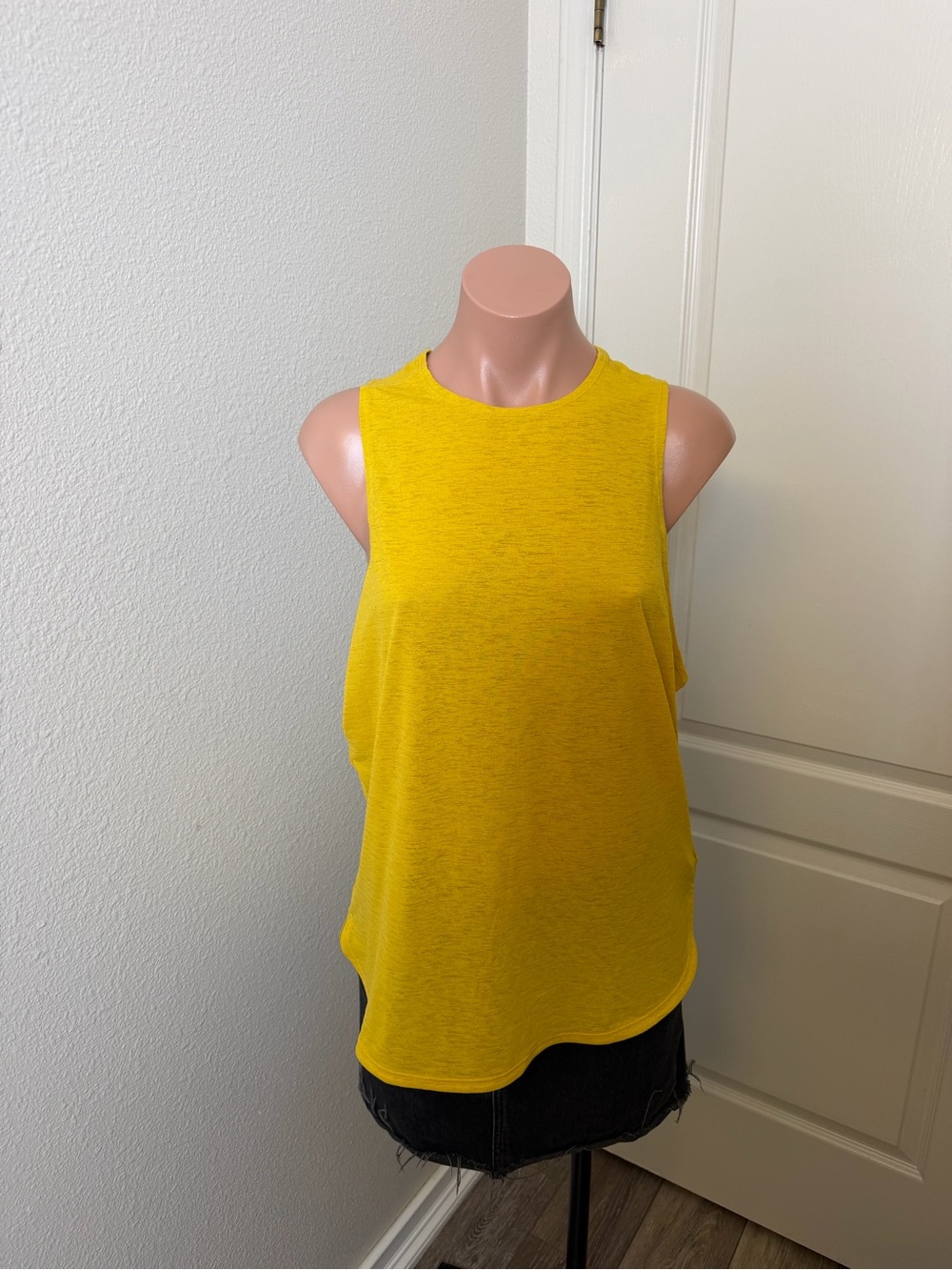 Prana Yellow Crewneck Sleeveless Tank Top